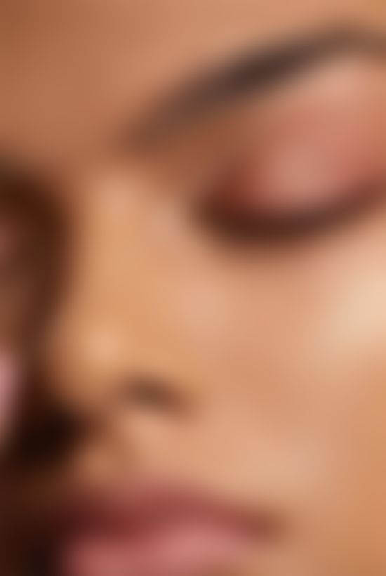 Eyebrow Threading for women in Lorton